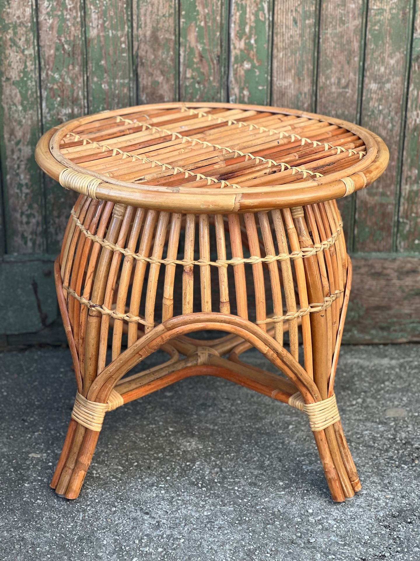 Cane table