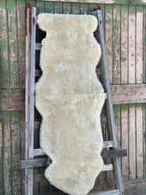 Load image into Gallery viewer, Double Shorn New Zealand Sheepskin
