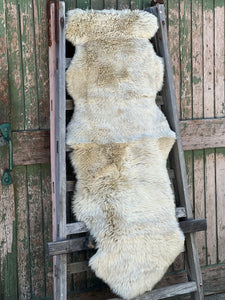 Double Shaggy New Zealand Sheepskin