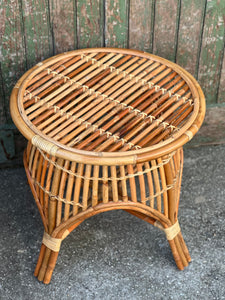 Cane table