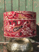 Load image into Gallery viewer, William Morris Bullerswood Shade
