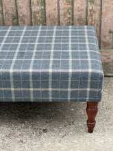 Load image into Gallery viewer, Mulberry Bowmont Wool Ottoman
