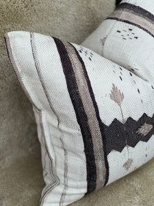 Andrew Martin Cherokee Cushion