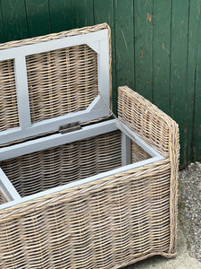 Cane Bench Seat Trunk