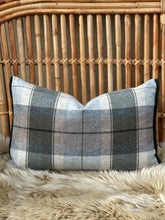 Load image into Gallery viewer, Eltham Seaglass Cushion
