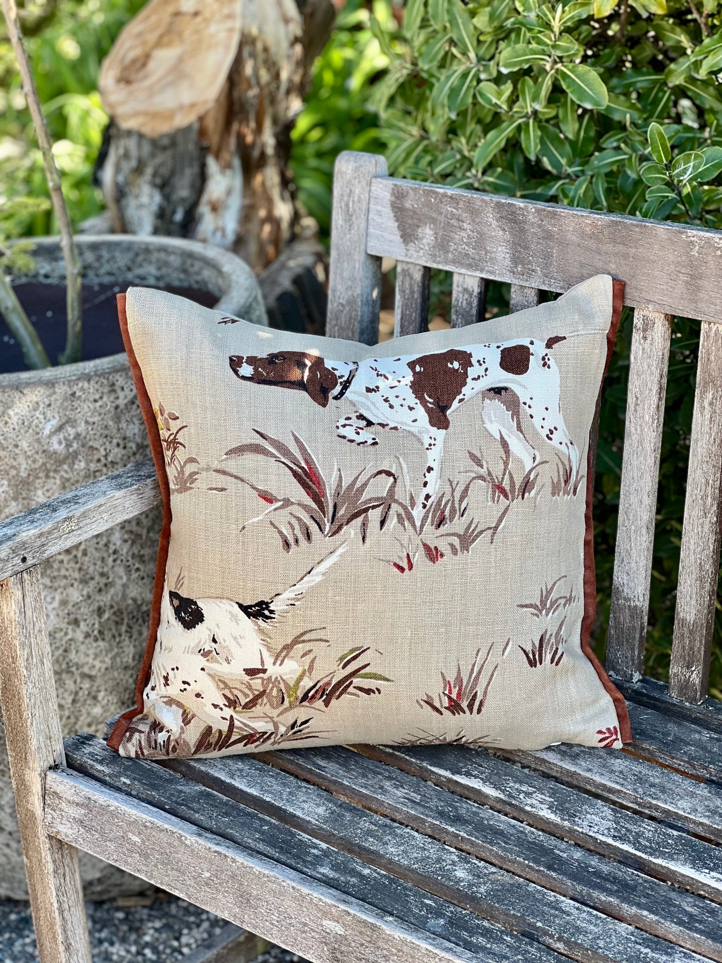 Schumacher Pointer Hounds Tan Cushion