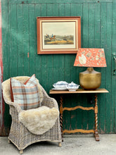 Load image into Gallery viewer, Suzanne Tucker Hatley Lamp Shade
