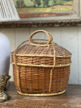 Load image into Gallery viewer, Vintage Wicker Lidded Basket
