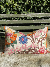 Load image into Gallery viewer, GP &amp; J Baker Magnolia Cushion
