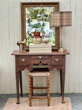 Load image into Gallery viewer, Woven Seagrass Bobbin Stool
