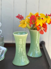 Load image into Gallery viewer, Vintage Temuka Pottery Green Spill Vase
