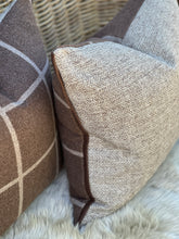 Load image into Gallery viewer, Manual Canovas Shetland Plaid Wool Cushion
