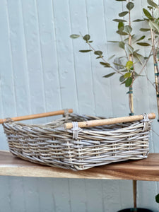 Medium Wooden Handle Cane Tray