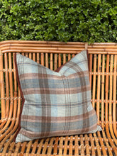 Load image into Gallery viewer, Linwood Beachcomber Wool Cushion
