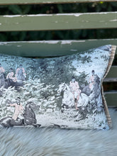 Load image into Gallery viewer, Kingswood Hunting Cushion
