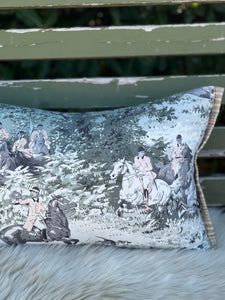 Kingswood Hunting Cushion