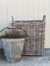 Load image into Gallery viewer, Medium Square Unlined Basket
