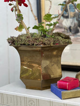 Load image into Gallery viewer, Vintage Brass Planter
