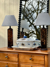 Load image into Gallery viewer, Ebony Ticking Lamp Shade
