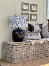 Load image into Gallery viewer, Almere Bird Lamp Shade
