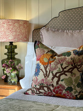 Load image into Gallery viewer, Linwood Shirin Petal Lamp Shade
