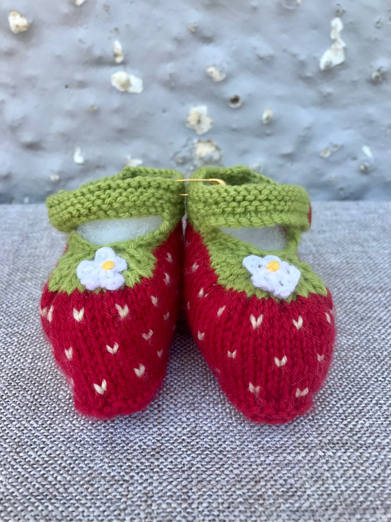 NZ Knitted Strawberry Booties