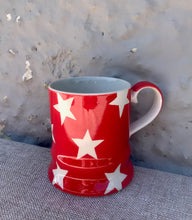 Load image into Gallery viewer, Red Star Mug
